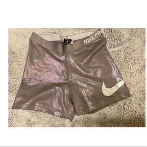 NIKE shorts - metallic